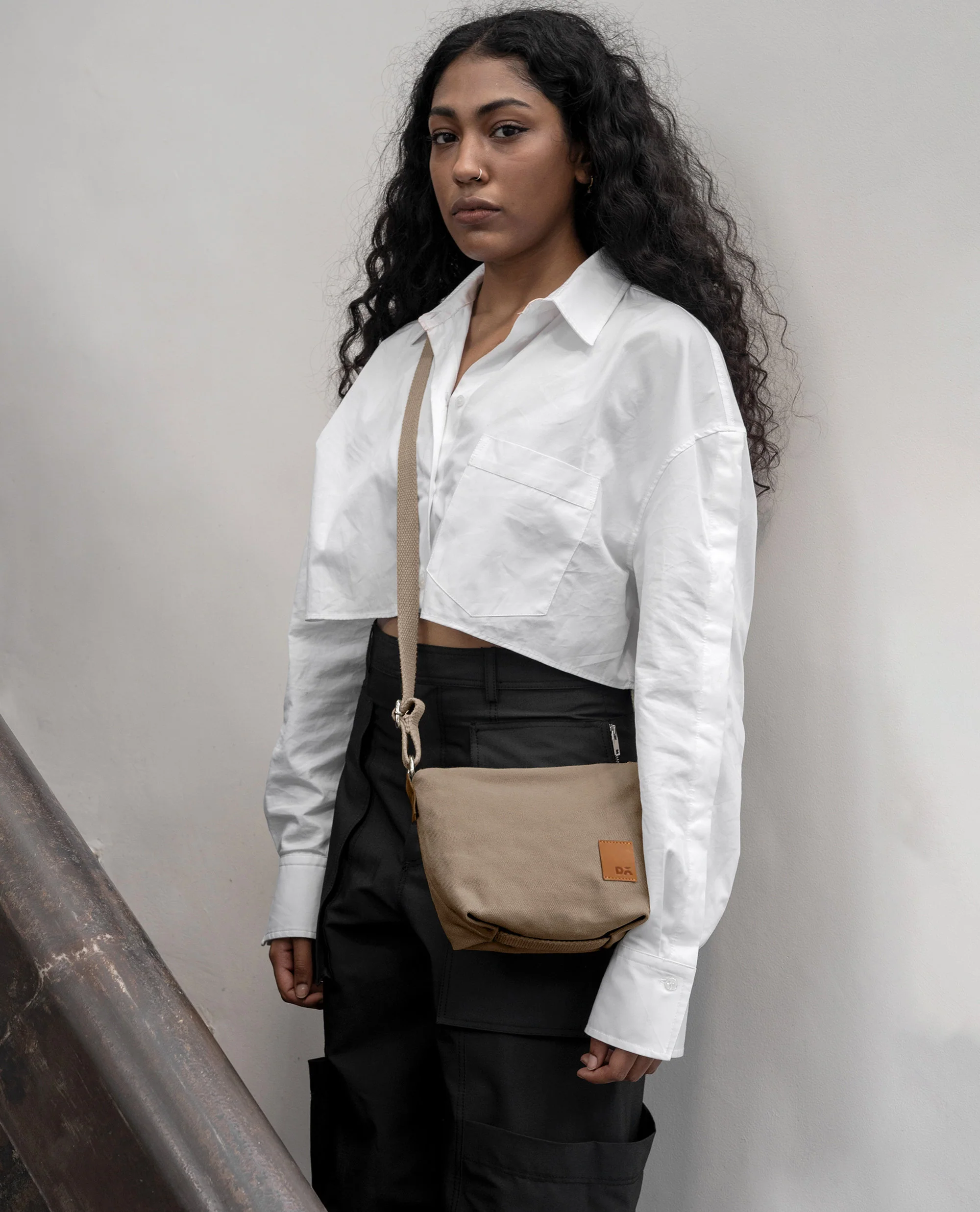 Caddy Crossbody Bag - Image 3