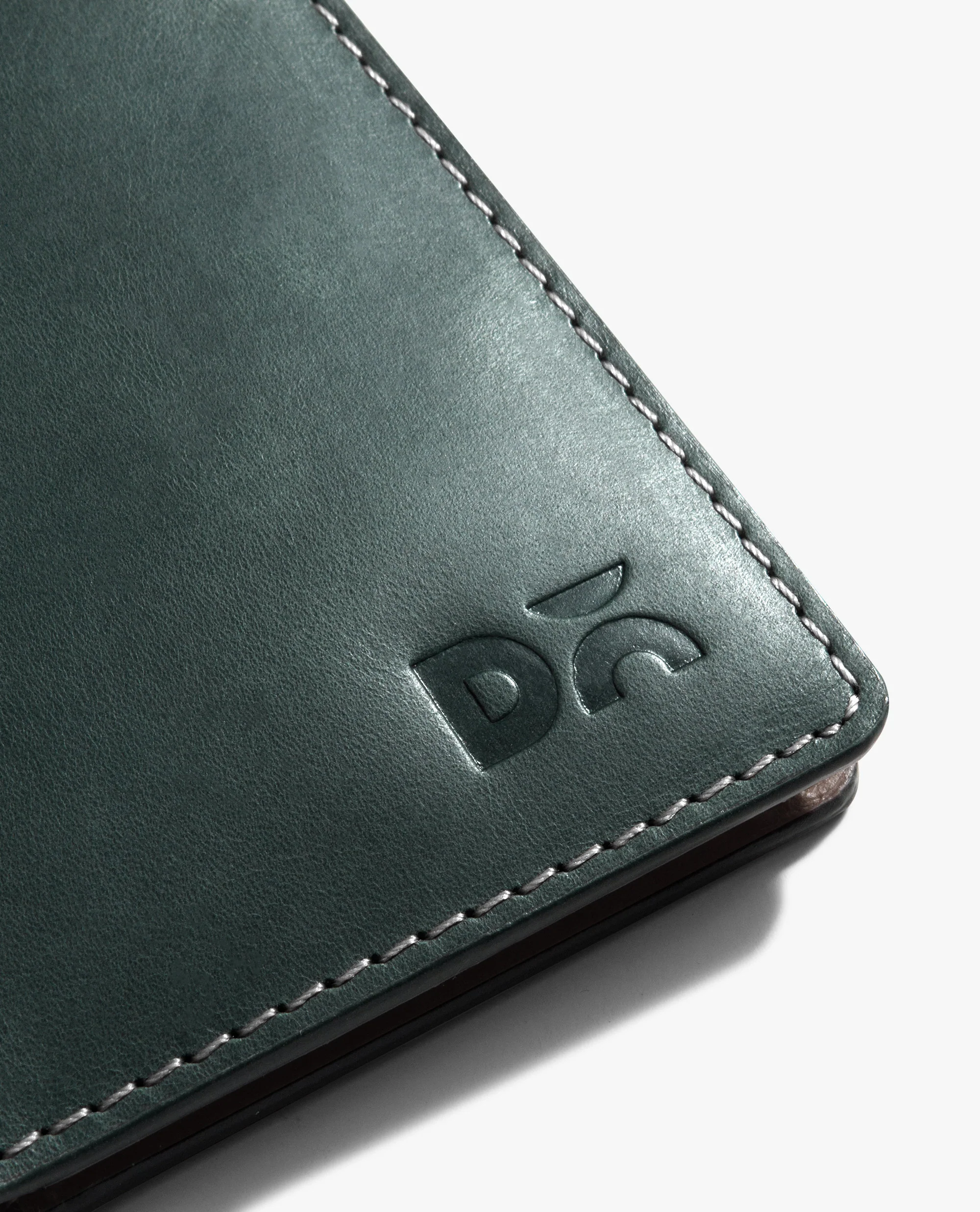 Log Bi-Fold Leather Wallet - Image 30