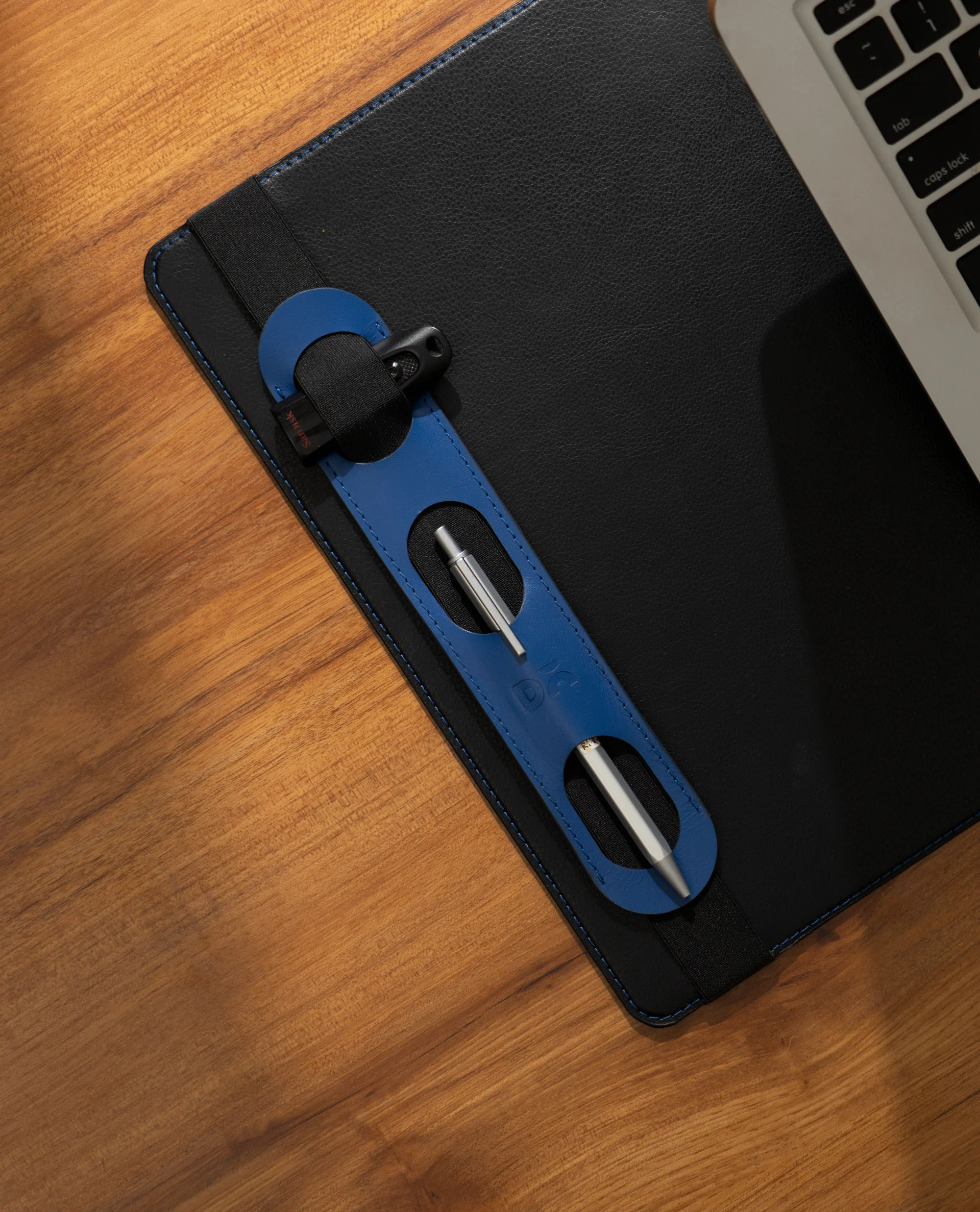 Morph Foldable Deskmat with Laptop Stand - Image 15