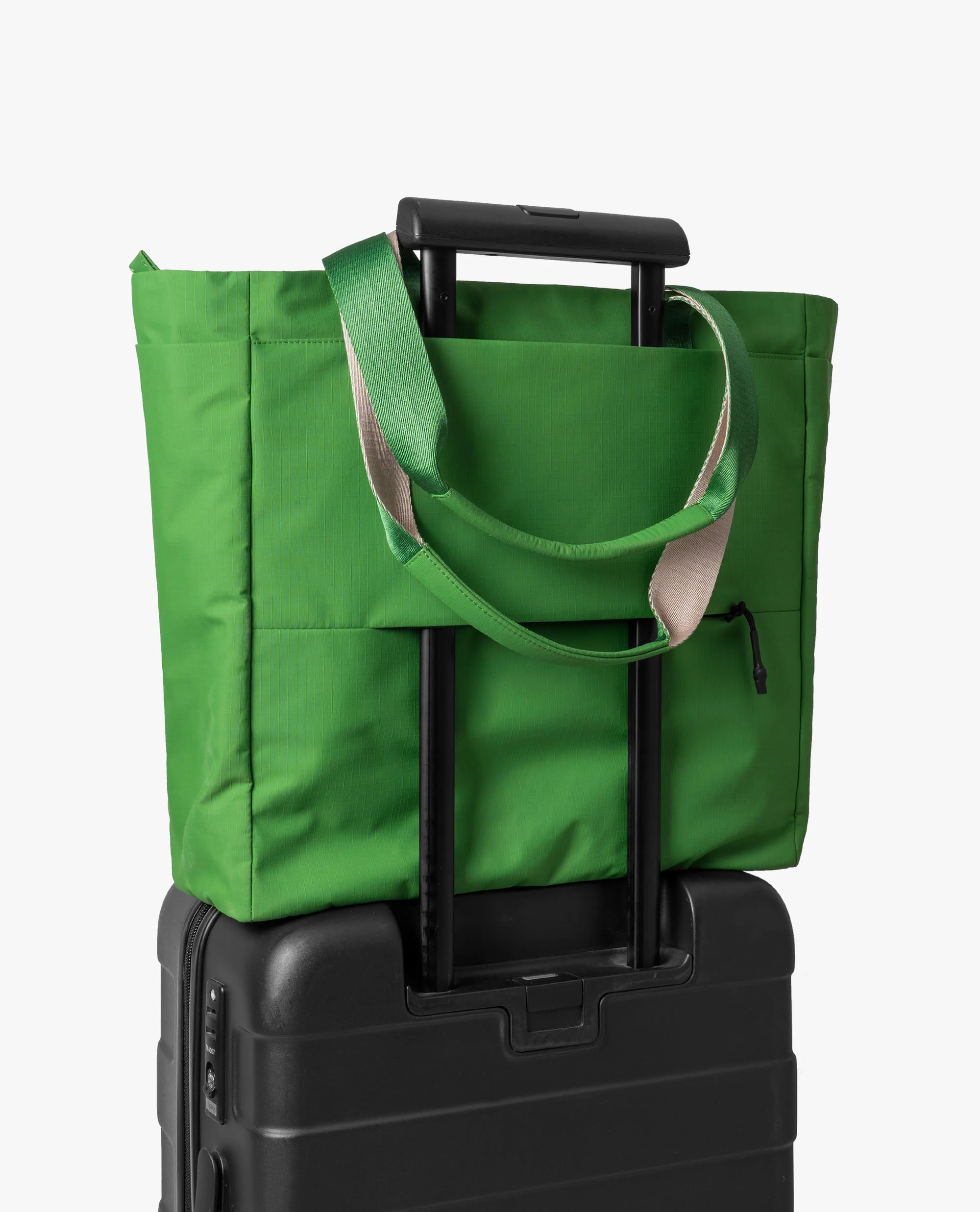 Pivot Classic Tote - Image 38
